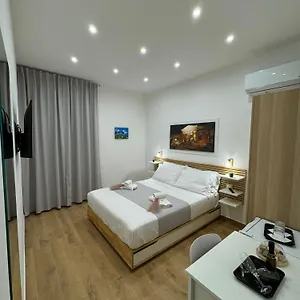 Bed & Breakfast Station