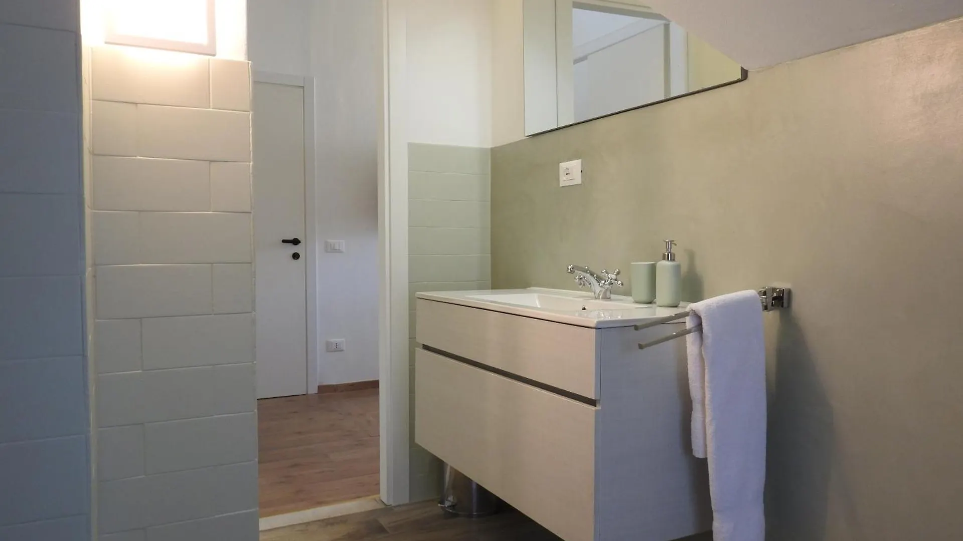 Bed and Breakfast La casa di Clara Esine 3*,  Italia